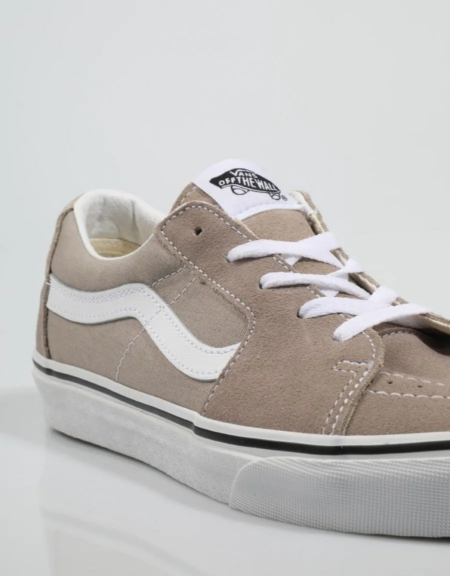  baskets VANS Sk8 Low Suede en Taupe 80215