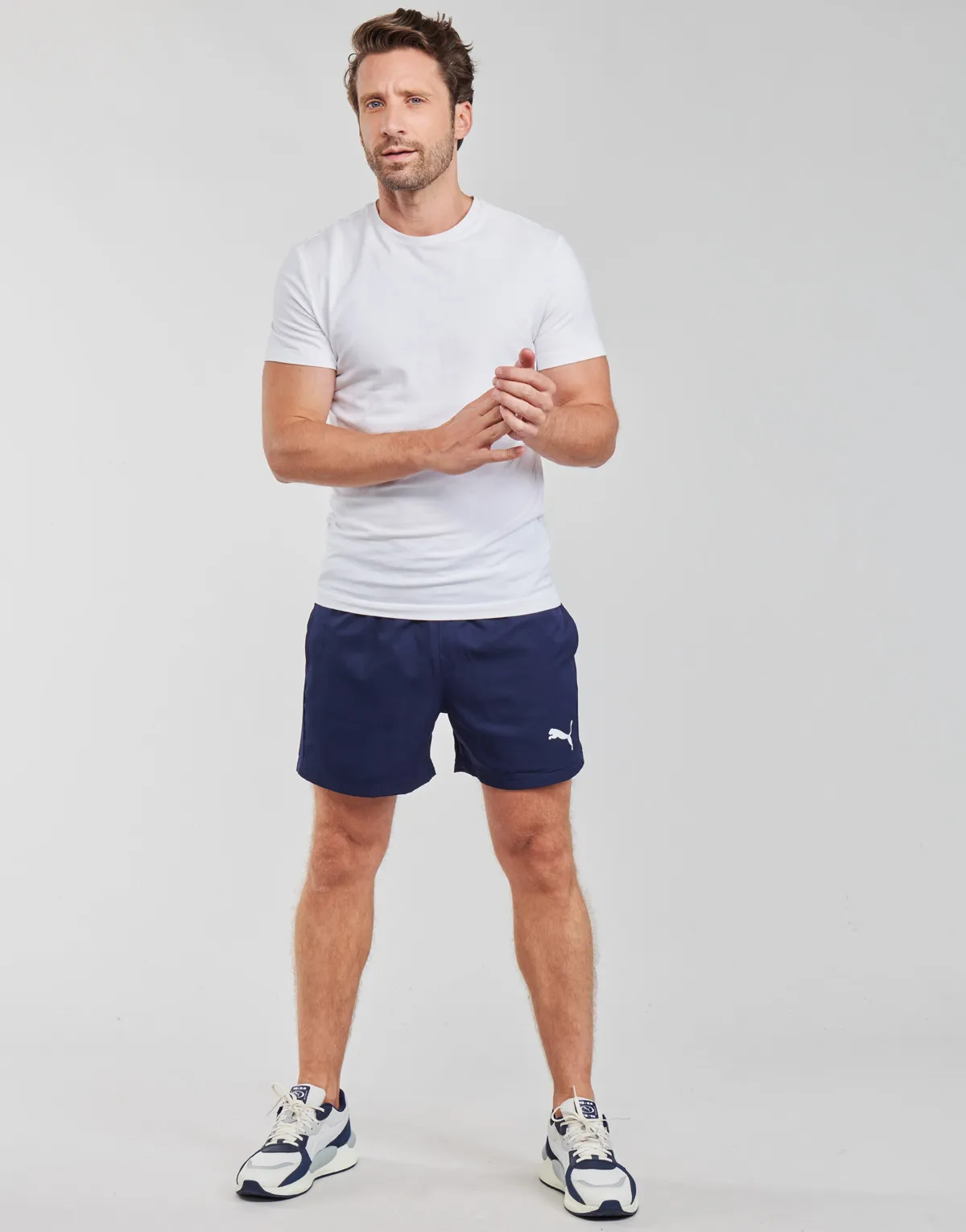 ESS ACTIVE WOVEN SHORT