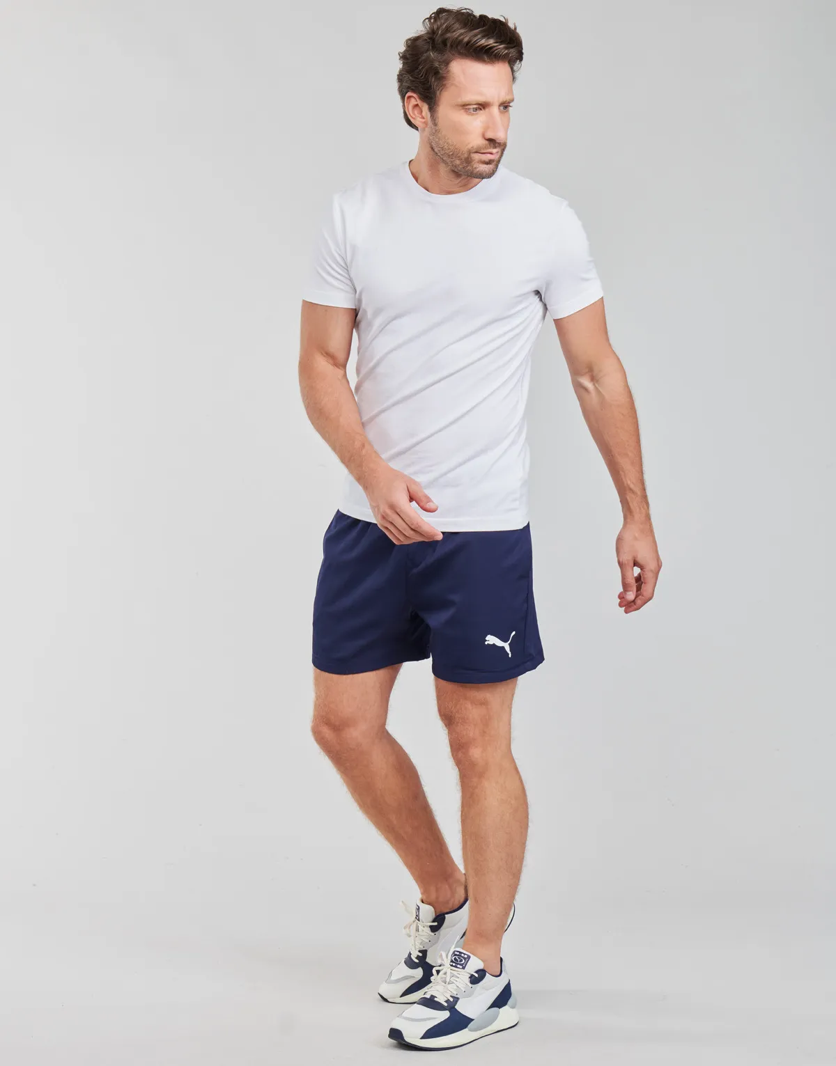 ESS ACTIVE WOVEN SHORT