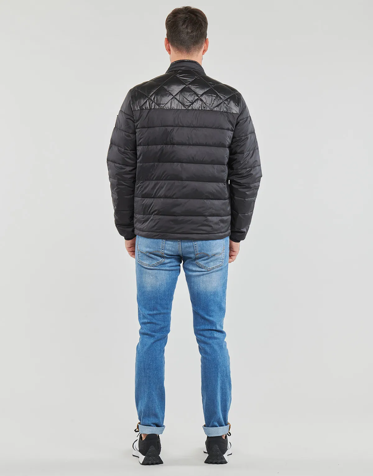 LIGHT PUFFA JACKET