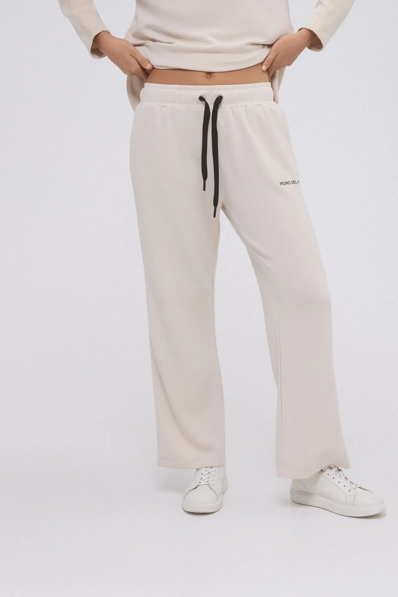 Pedro del Hierro Pantalón tejido soft touch logo PdH