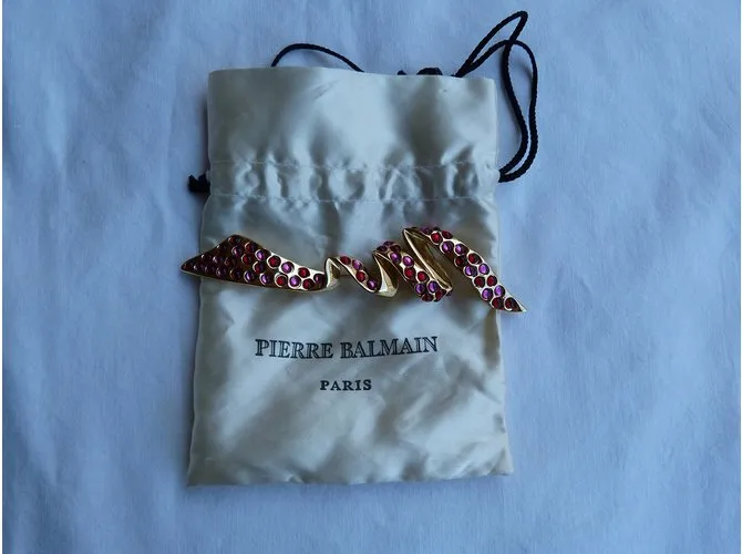 Pierre Balmain Alfileres y broches Dorado 