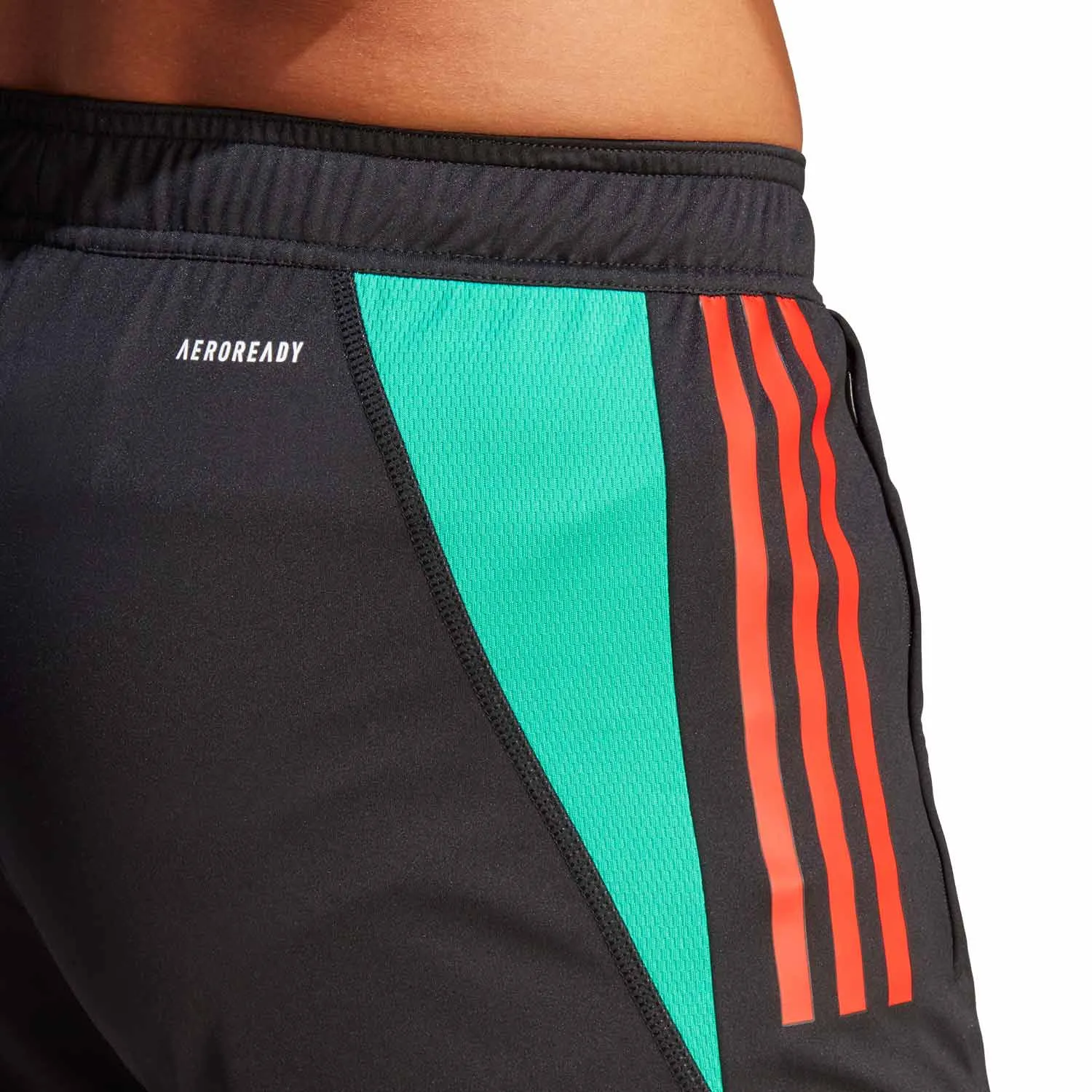 Short adidas United entrenamiento